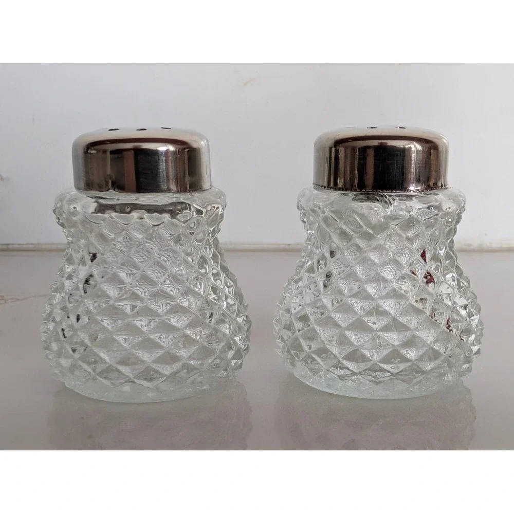 Vintage Miniature Glass Salt and Pepper Shakers Diamond Point Hobnail Set of 4